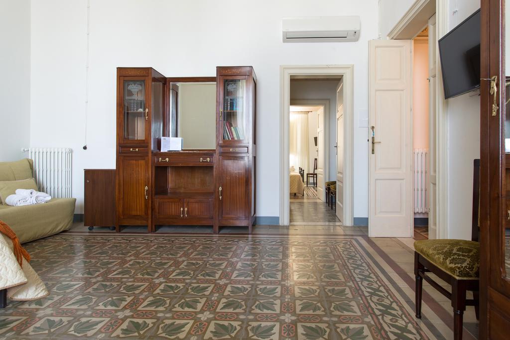 Palazzo Vallebona Gallipolli Exteriör bild
