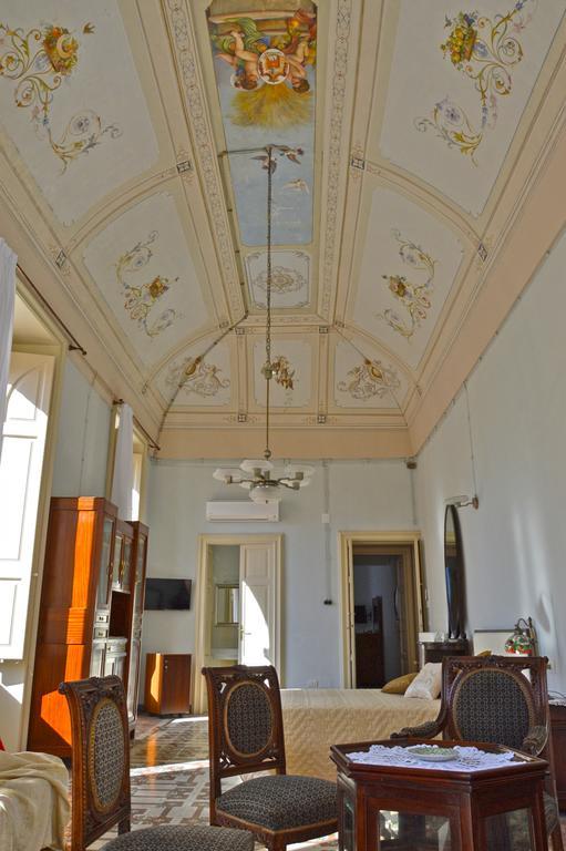 Palazzo Vallebona Gallipolli Exteriör bild