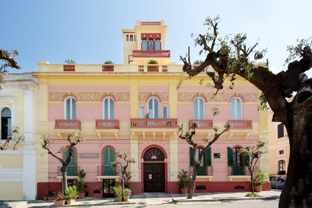 Palazzo Vallebona Gallipolli Exteriör bild